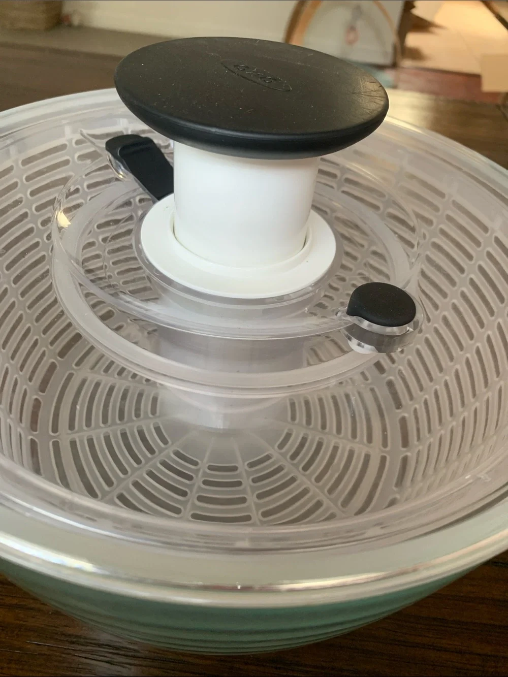 Oxo glass bowl